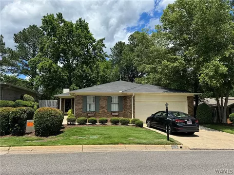 1604 Saint Andrews Dr, Tuscaloosa, AL 35406