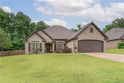6016 Summit Dr, Northport, AL 35473
