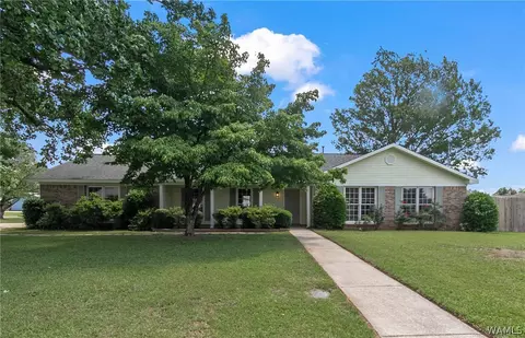 11705 Creighton Ave, Northport, AL 35475