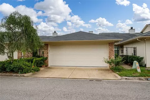 1715 St Andrews Dr, Tuscaloosa, AL 35406