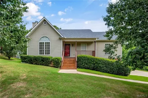 4209 Green Leaf Ln, Bessemer, AL 35022