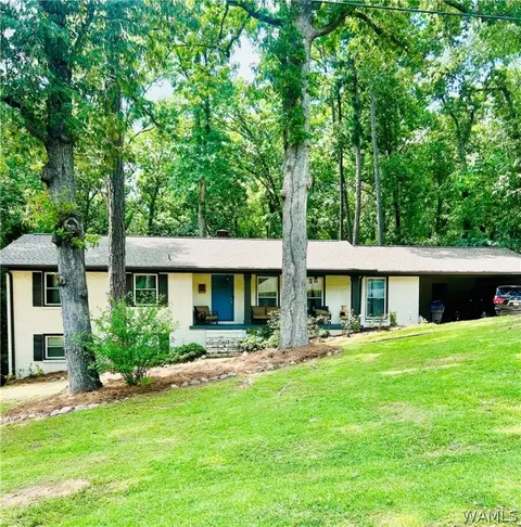 2100 Fountain Way, Northport, AL 35473