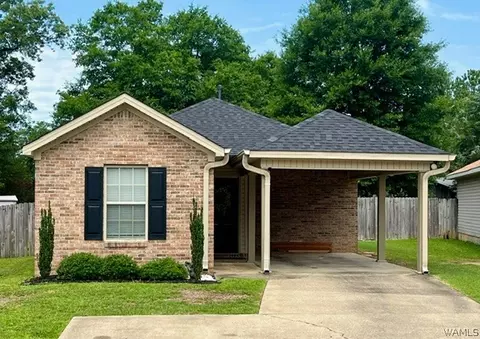 4044 Sunrise Cir, Northport, AL 35473