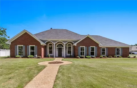 700 Homestead Ln, Tuscaloosa, AL 35405