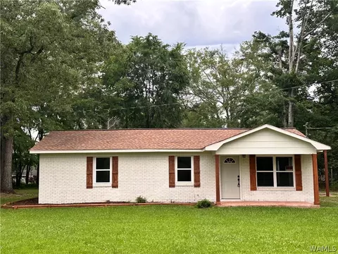 106 Ann St, Eutaw, AL 35462