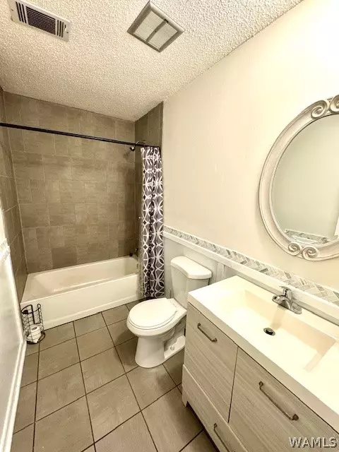 Bath - 501 Herbert St, Demopolis, AL 36732 photo 1 of 3