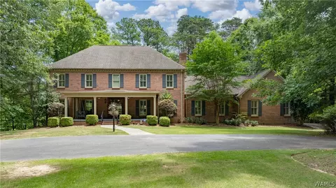 13297 N River Farm Dr, Northport, AL 35473
