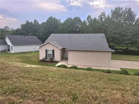 165 Hils Mine Ave, West Blocton, AL 35184