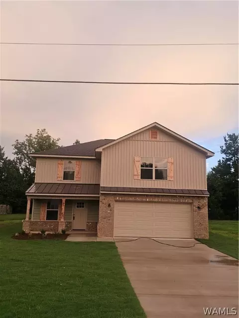 33 Bank Dr, Moundville, AL 35474