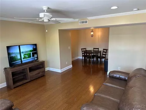 210 15th St #58, Tuscaloosa, AL 35405