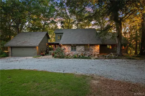 15038 Sunset Dr, Northport, AL 35475