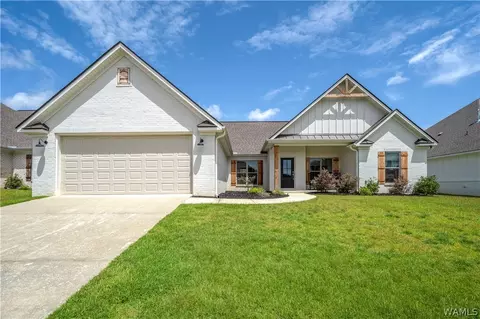 13895 Glen Park Ave, Northport, AL 35475
