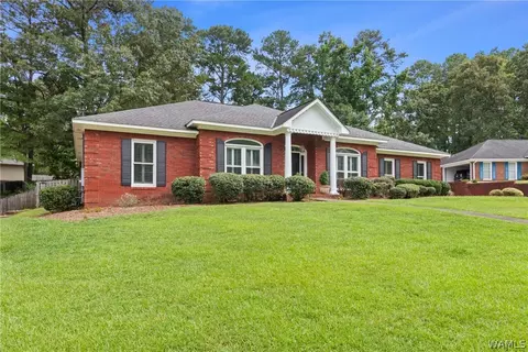 5007 Malachite Ct, Northport, AL 35473