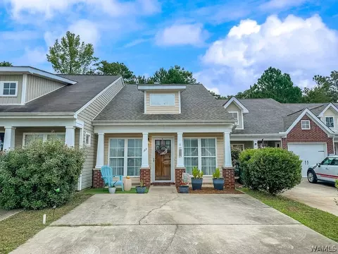 169 Little John Cir, Calera, AL 35040