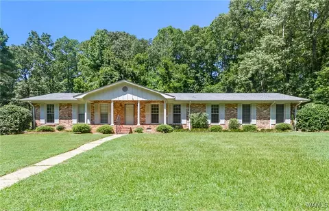 5510 Golden Pond Ave, Northport, AL 35473