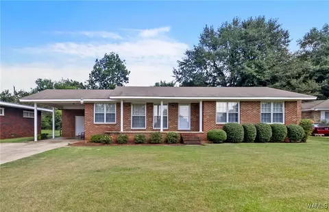2803 Prince Cir, Tuscaloosa, AL 35401