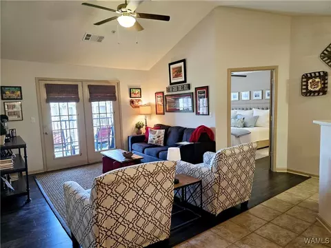 2301 Veterans Memorial Pkwy #521, Tuscaloosa, AL 35404
