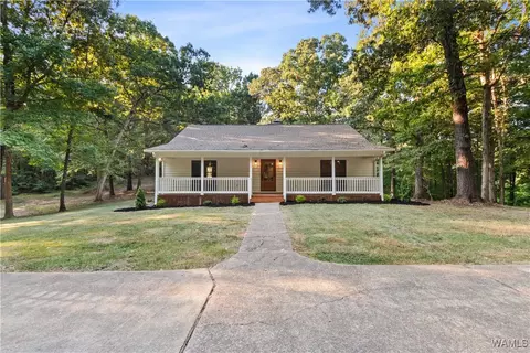 9180 Earl Fields Cir, Northport, AL 35473