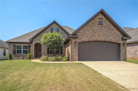 13822 Hemlock Dr, Northport, AL 35475