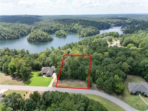 0 Waterford Dr, Northport, AL 35475
