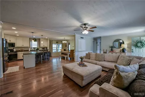 21061 Highway 18 E, Berry, AL 35546 photo 8