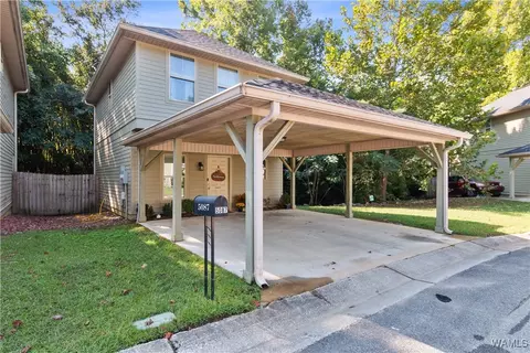 5087 Moores Bridge Aly, Northport, AL 35473