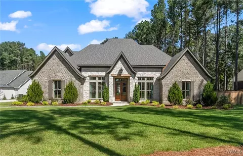 11917 Highpoint Cir, Northport, AL 35475