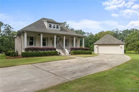 11934 Lower Hull Rd, Moundville, AL 35474