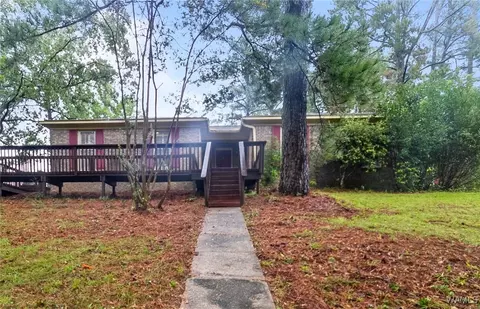 708 Greystone St, Northport, AL 35473