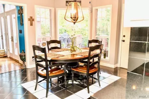 Dining - 1415 Forest Brook Dr, Demopolis, AL 36732 photo 2 of 2