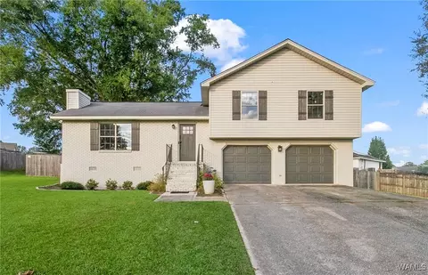 2734 Meadow Pl, Northport, AL 35475