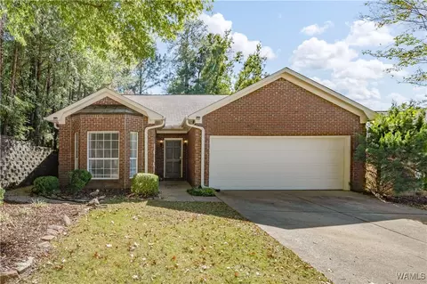 2001 Foxwood Ln, Tuscaloosa, AL 35406
