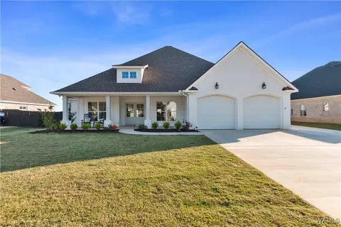 11135 Dooley Cir, Northport, AL 35475