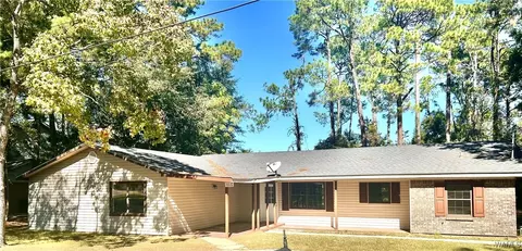 702 Lakeview Dr, Dothan, AL 36301