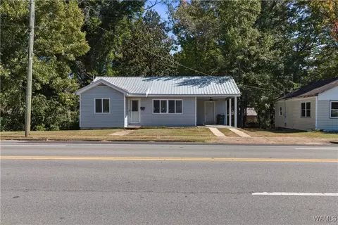 810 2nd Ave NE, Fayette, AL 35555