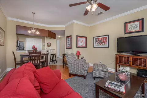3218 Veterans Memorial Pkwy #2211, Tuscaloosa, AL 35404