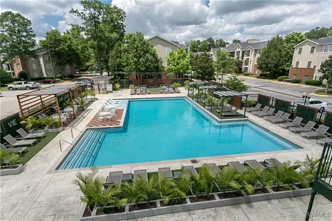 120 15th St E #611, Tuscaloosa, AL 35401