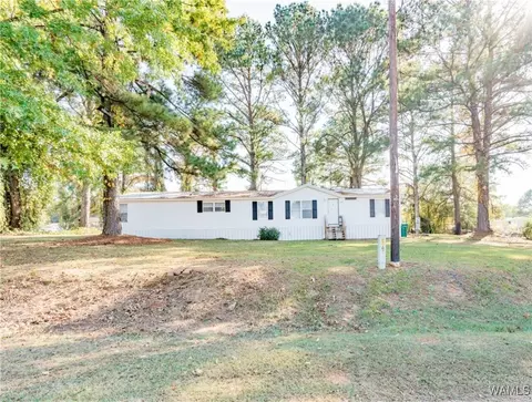 12444 Maple St, Moundville, AL 35474
