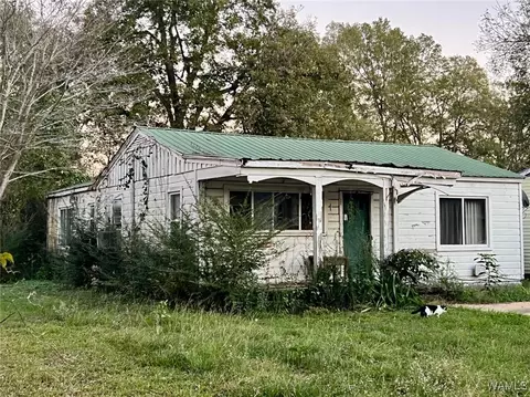 932 3rd Ave NE, Fayette, AL 35555
