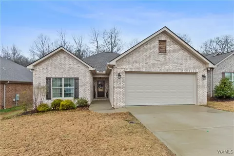13794 Highland Pointe Dr, Northport, AL 35475