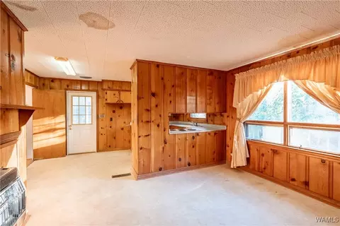 Living - 7421 Highway 269, Parrish, AL 35580 photo 1 of 3