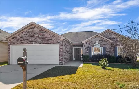 4465 21st St, Northport, AL 35476