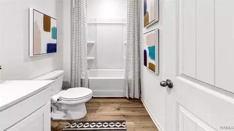 Bath - 18520 Spring St, Vance, AL 35490 photo 1 of 1