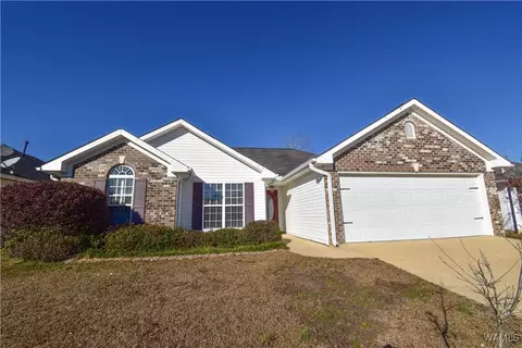 5401 Cambridge Dr, Northport, AL 35473