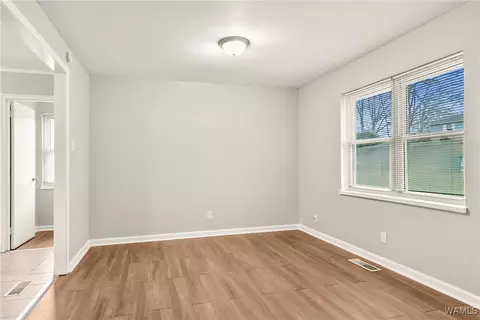 Living - 1638 58th Ave E, Cottondale, AL 35453 photo 2 of 5