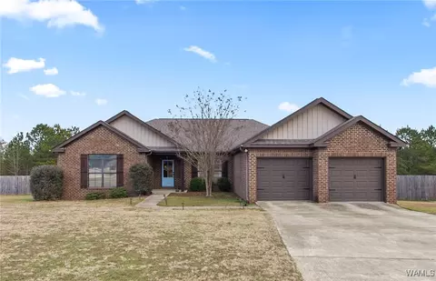 12151 Autumn Leaves Trl, Northport, AL 35473