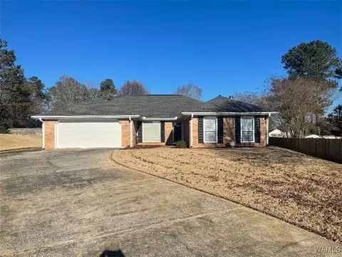 6332 Woodland Forrest Dr, Tuscaloosa, AL 35405