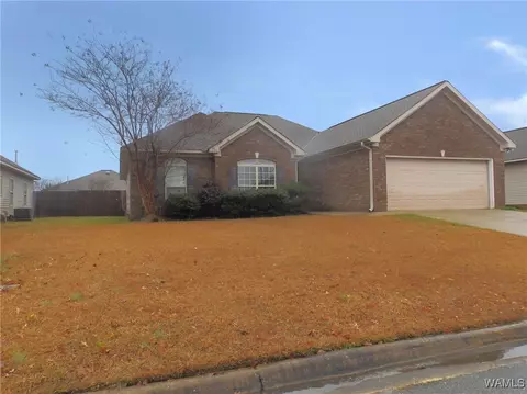 5214 Bristolwood Cir, Northport, AL 35475