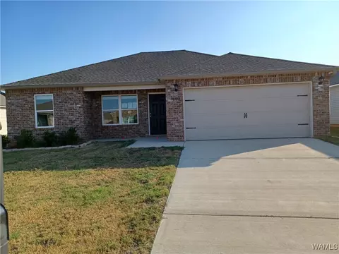 16422 Natchez Dr, Moundville, AL 35474