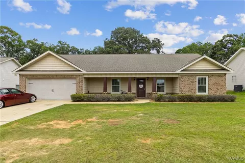 15752 April Ln, Brookwood, AL 35444